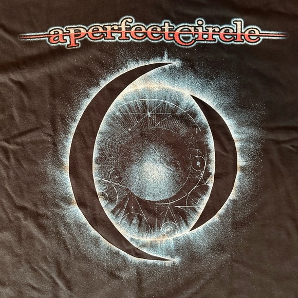 A Perfect Circle L Graphic T-Shirt - Picture 3 of 7